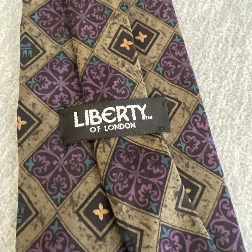 Liberty Of London Silk Tie Medallion Print USA Vintage Career Formal Green